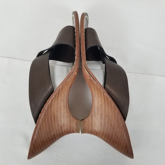Bernardo Brown Leather Minimalist Bohemian Mid Heel Sandal Wedge Sz 8.5 (Defect) - Picture 7 of 14
